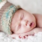 Bebeklerde uyku bozukluğu ve bebek uyutma teknikleri